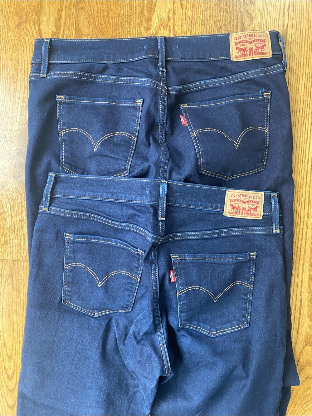 Levi’s jean bundle (2) pair size 30 315 shaping boot cut dark blue high rise - Picture 6 of 14